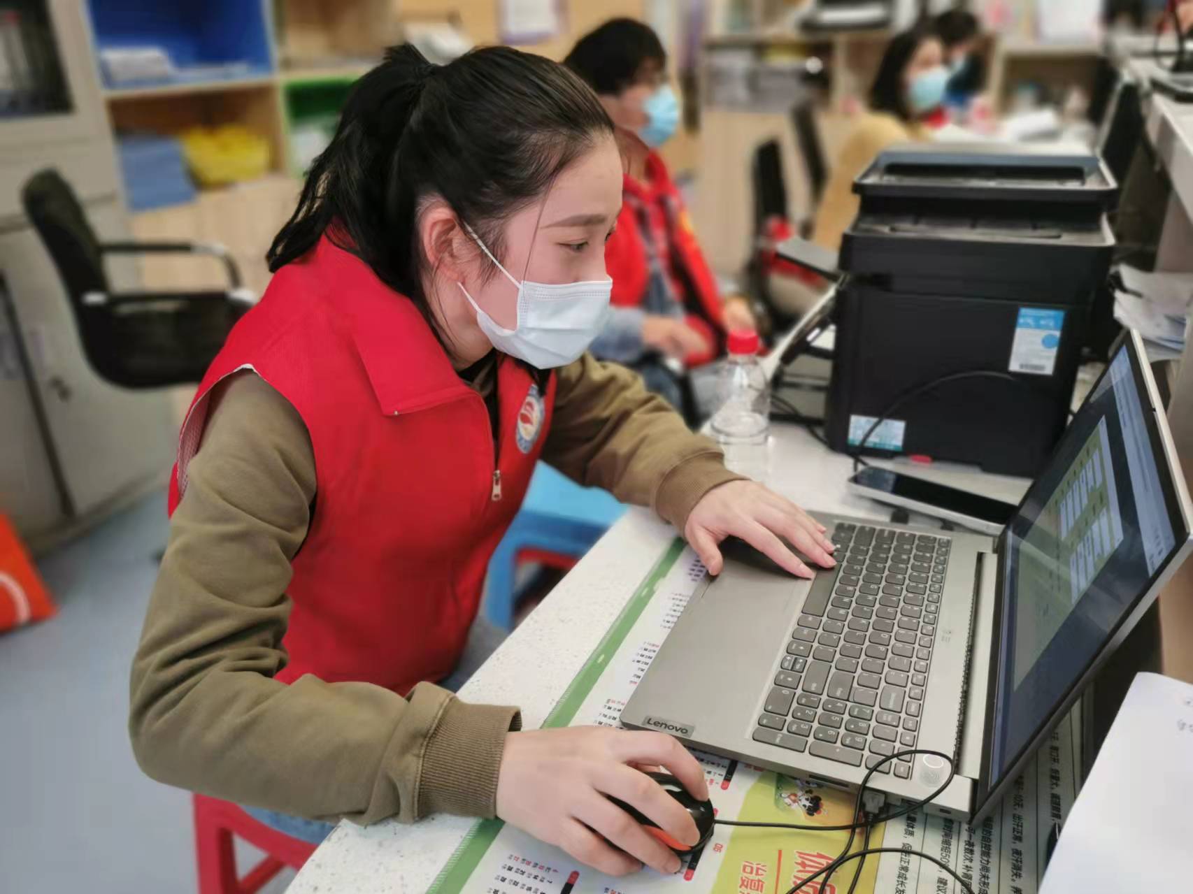 做好开展接种新冠疫苗“加强针”宣传工作人人有责